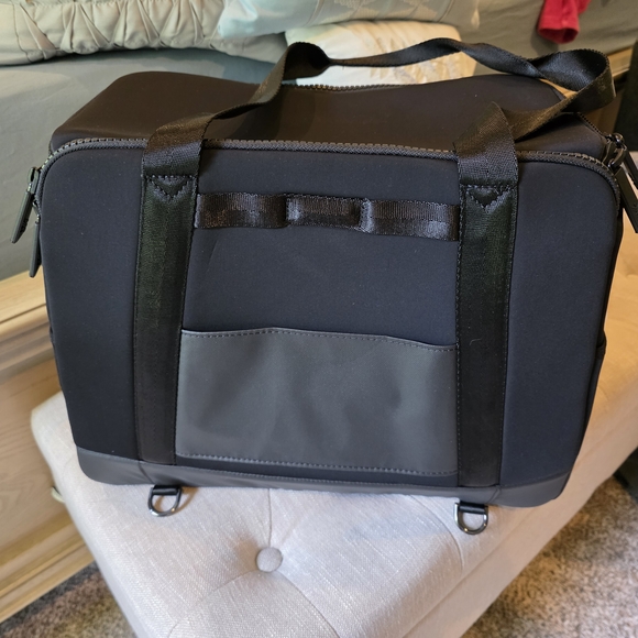 Freshly Picked Ebony Seoul Neoprene Overnighter - Picture 2 of 6